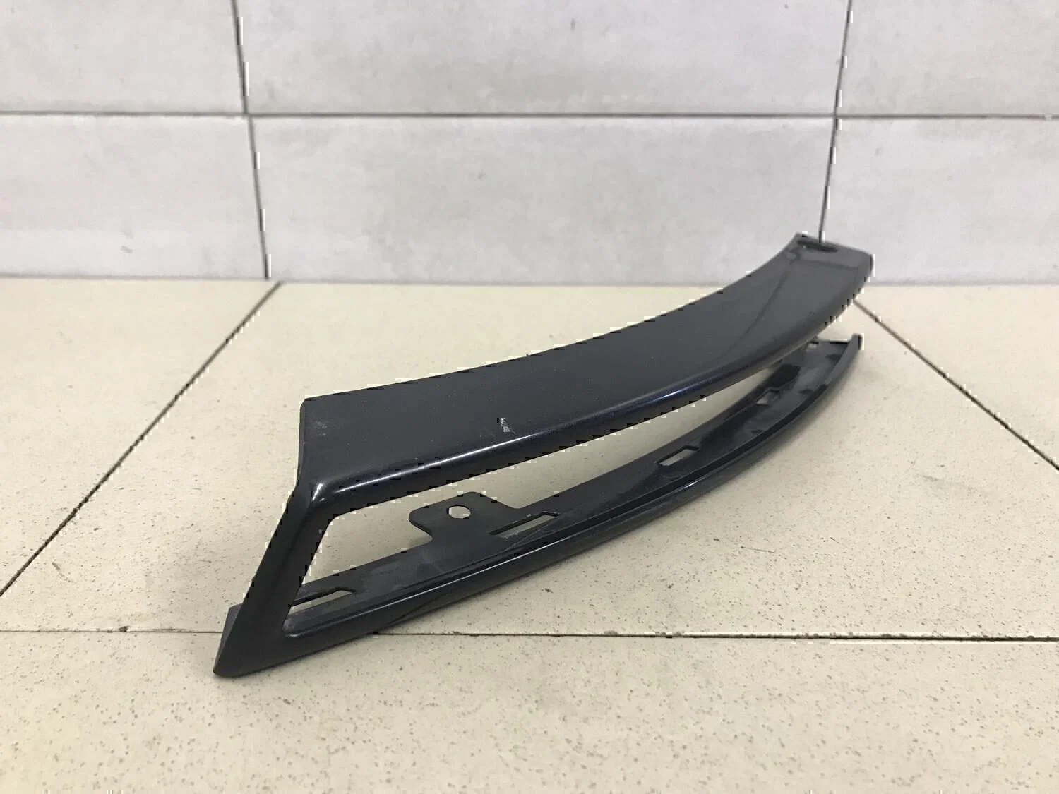 Рамка указателя поворота левая VW Passat [B6] 2005-2010 - миниатюра 2