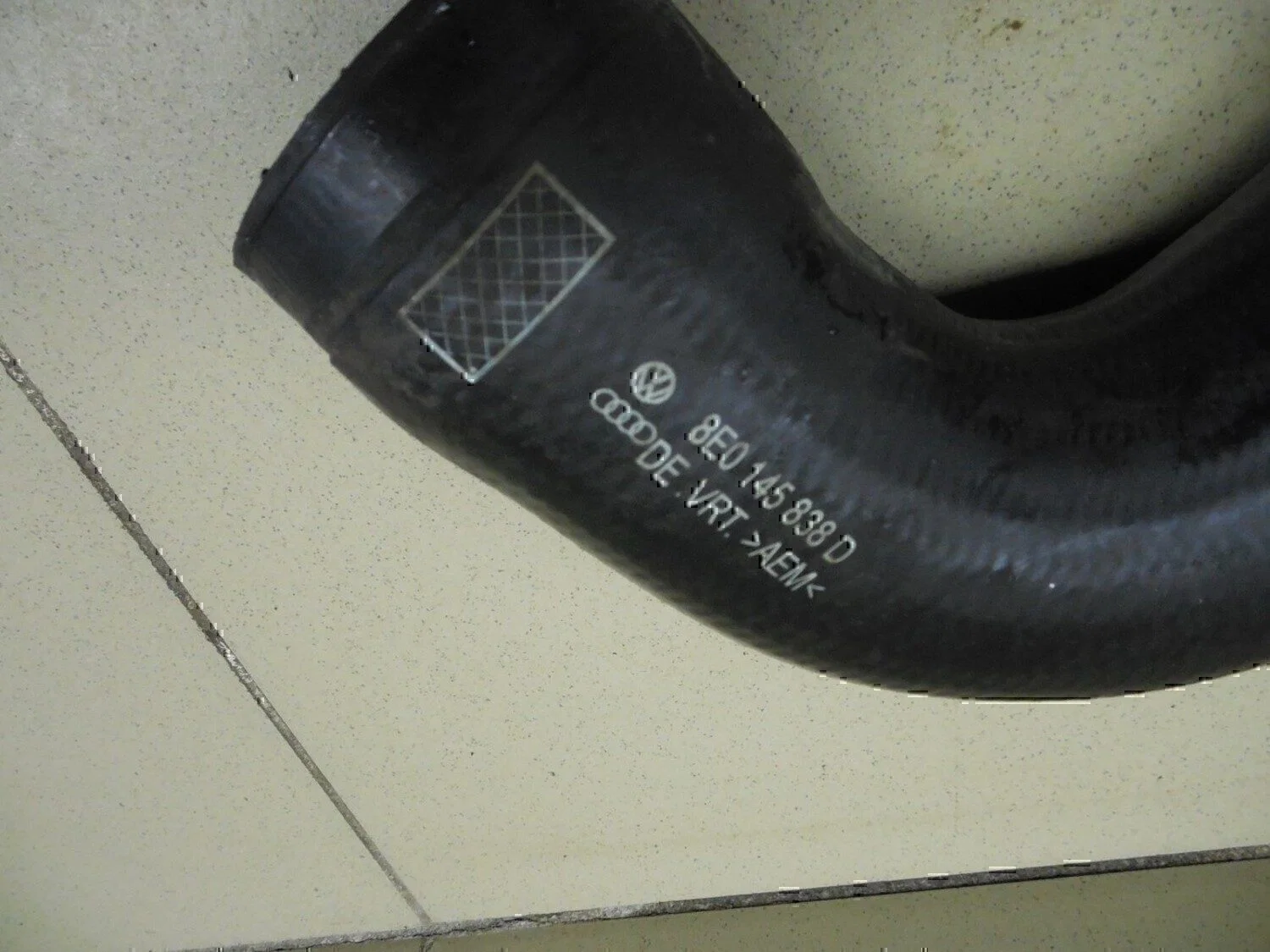 Патрубок интеркулера Audi A4 [B6] 2000-2004 - миниатюра 4