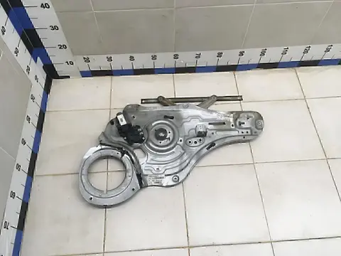 Стеклоподъемник электр. передний правый Hyundai-KIA Sportage 2010-2015