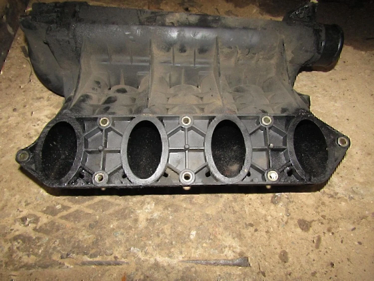 Коллектор впускной MERCEDES-BENZ Vito (638) 1996-2003 - миниатюра 3
