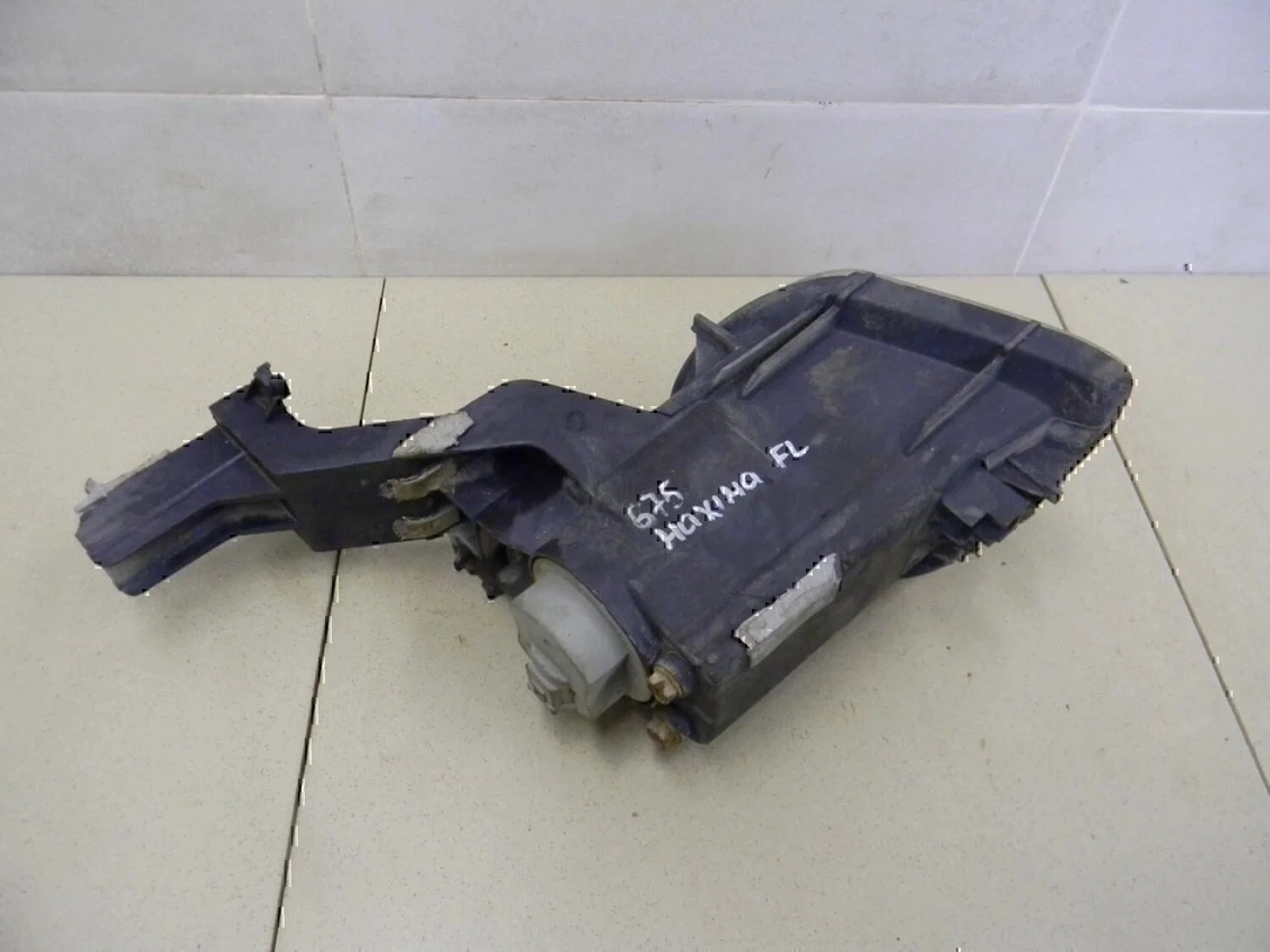 Фара противотуманная левая NISSAN Maxima (A33) 2000-2005 - миниатюра 4