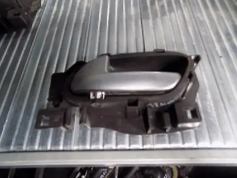 Ручка двери внутренняя левая Peugeot-Citroen C4 II 2011>
