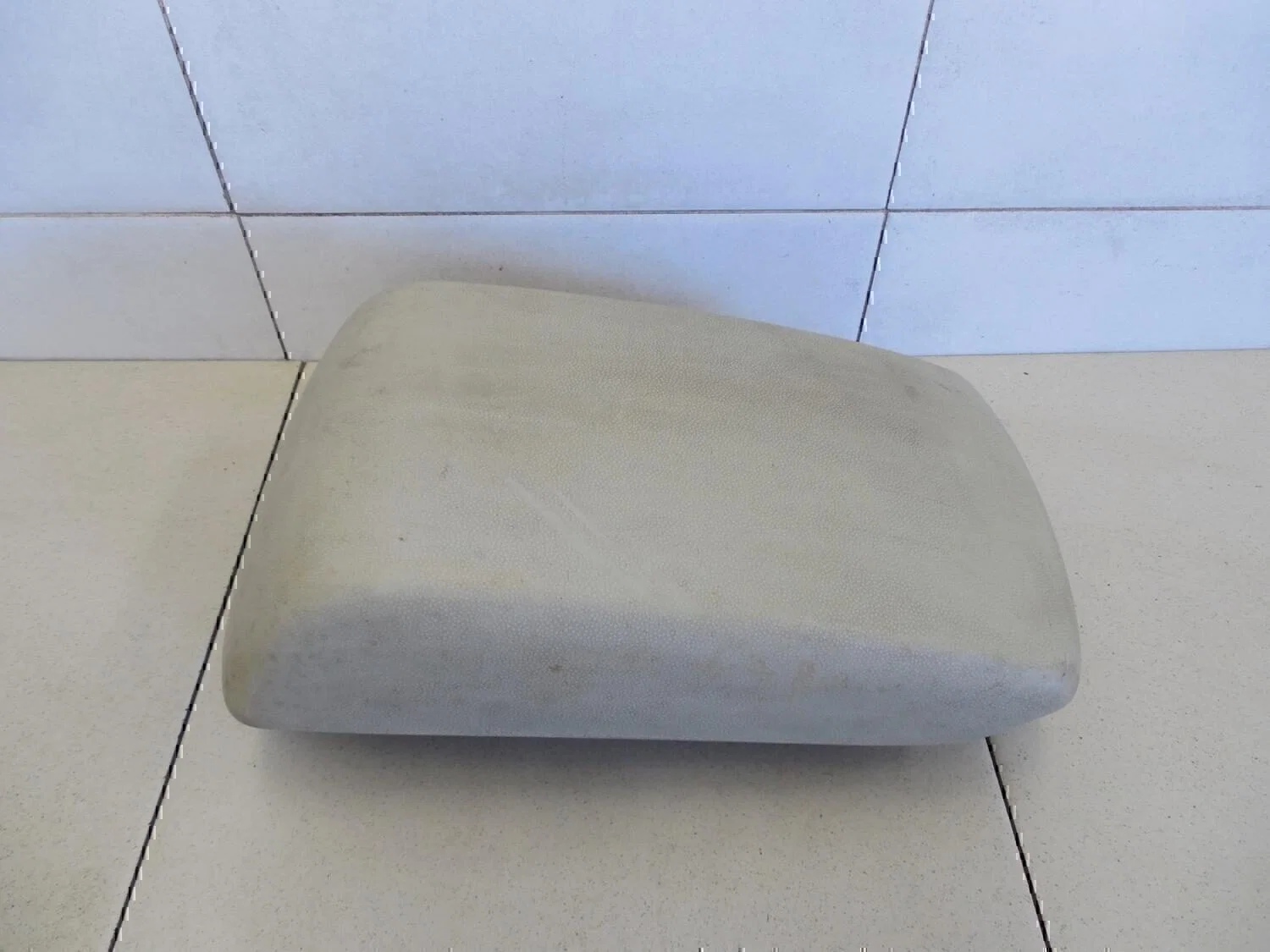 Подлокотник MAZDA Mazda 3 (BK) 2002-2009 - миниатюра 3