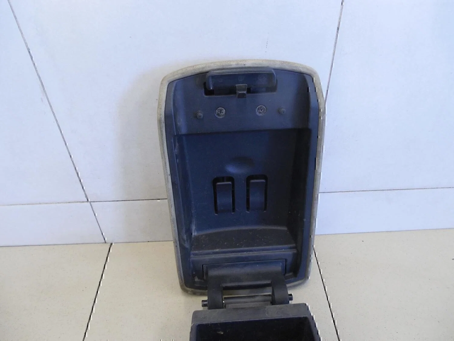 Подлокотник MAZDA Mazda 3 (BK) 2002-2009 - миниатюра 7