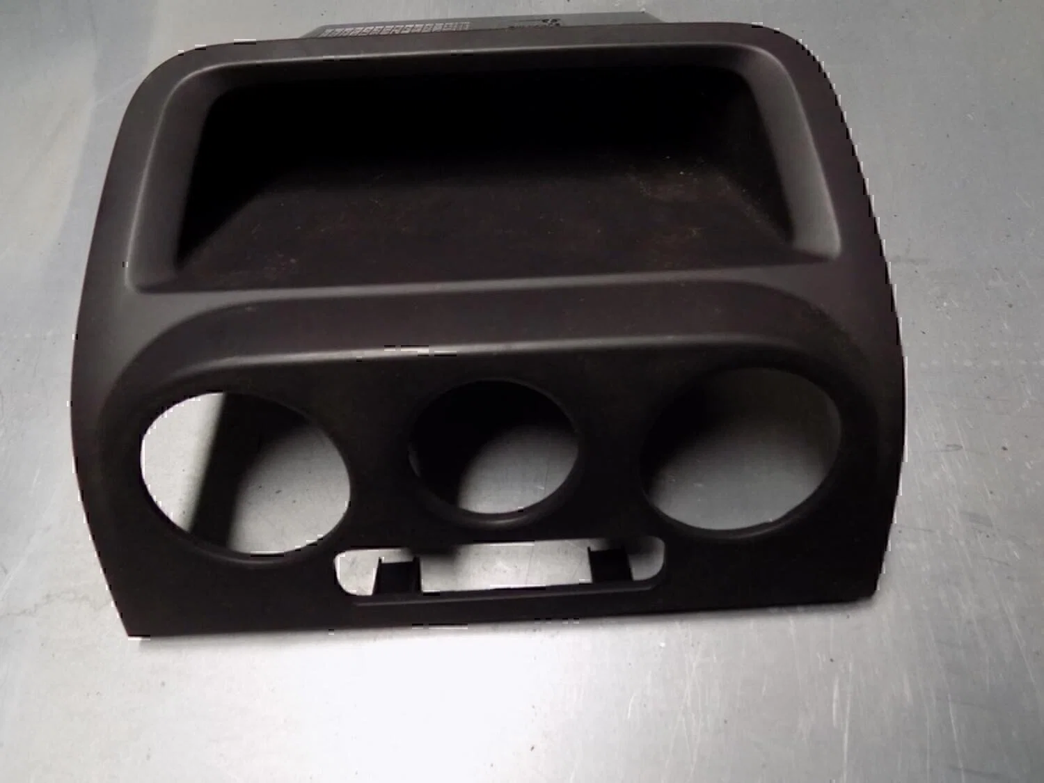 Накладка (кузов внутри) VW Tiguan 2007-2011 - миниатюра 3