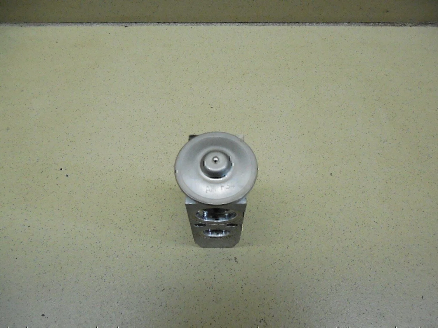 Клапан кондиционера NISSAN Almera N16 2000-2006 - миниатюра 3