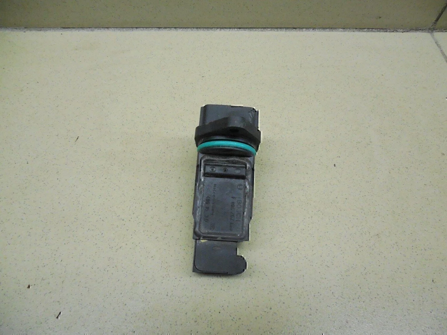 Датчик массового расхода воздуха NISSAN Almera N16 2000-2006 - миниатюра 6