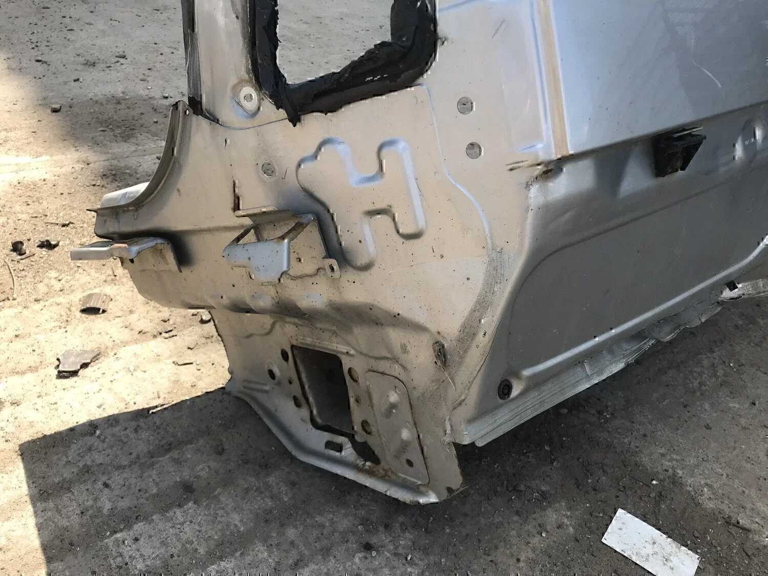 Крыло заднее правое NISSAN Almera N16 2000-2006 - миниатюра 7