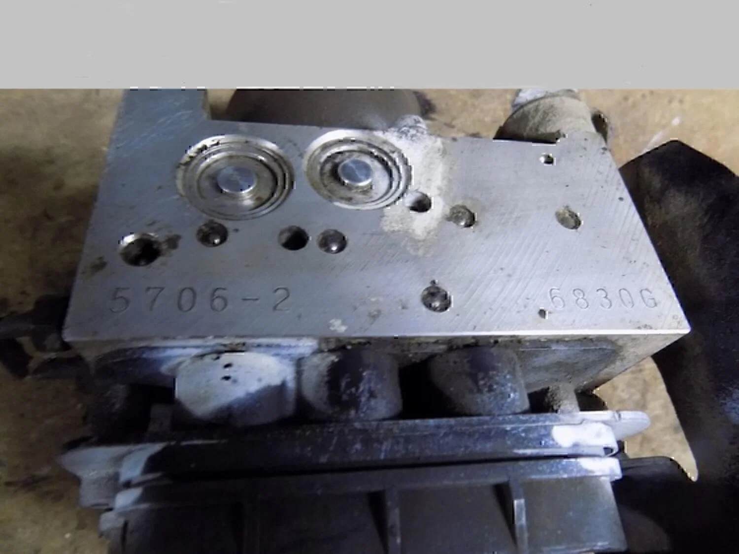 Блок ABS (насос) MAZDA Mazda 6 (GG) 2002-2007 - миниатюра 3