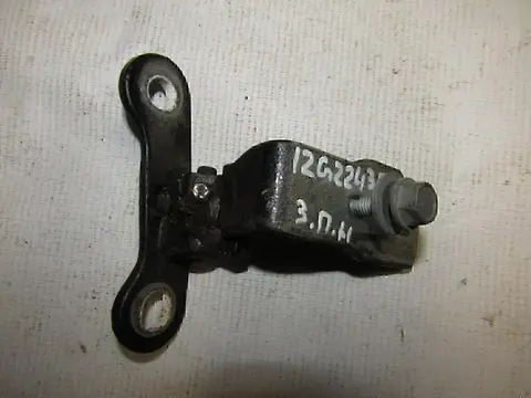 Петля двери задней правой нижняя OPEL Vectra C 2002-2008
