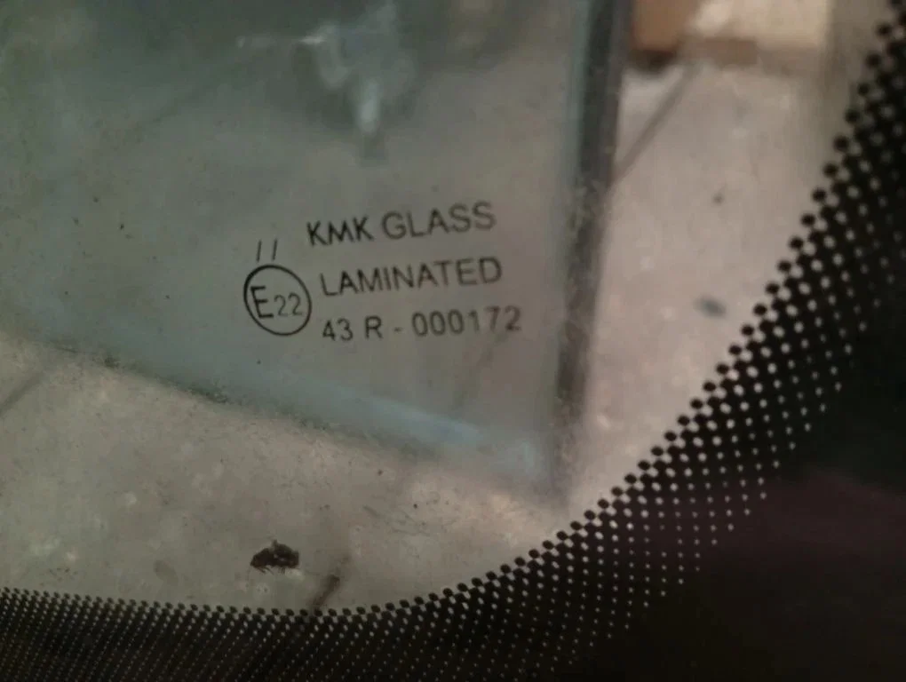 Стекло лобовое (ветровое) Audi A4 [B6] 2000-2004 - миниатюра 3