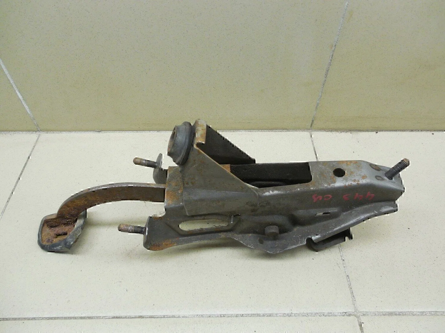 Педаль сцепления DAEWOO Espero 1991-1999 - миниатюра 7