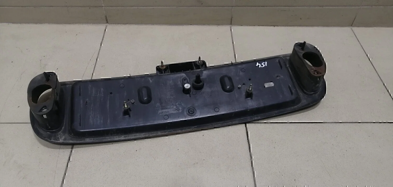 Накладка двери багажника RENAULT Scenic 2003-2009 - миниатюра 3