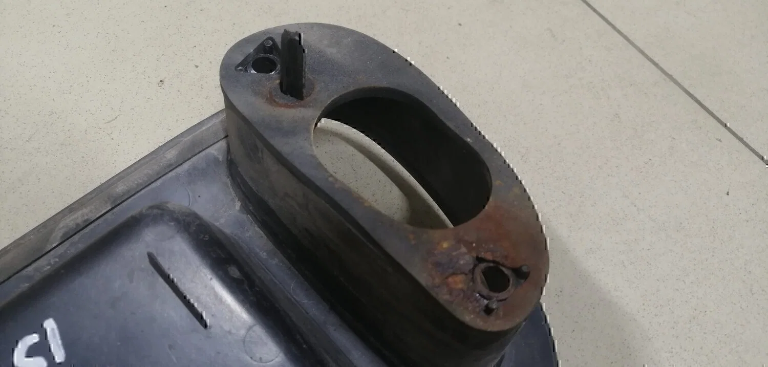 Накладка двери багажника RENAULT Scenic 2003-2009 - миниатюра 4