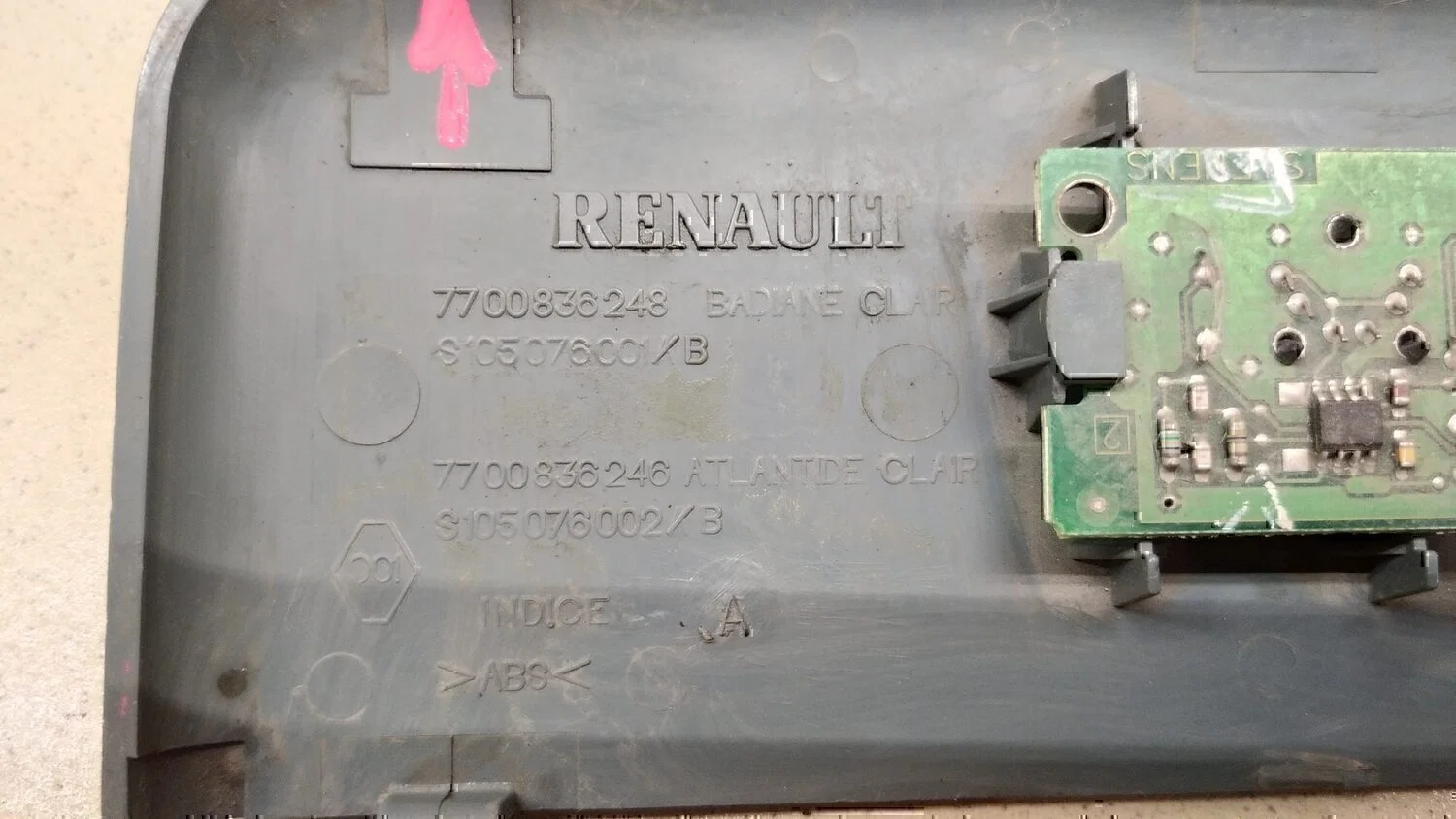 Иммобилайзер RENAULT Scenic 1996-1999 - миниатюра 2