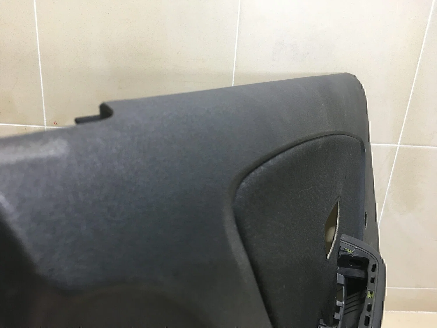 Обшивка двери задней левой NISSAN Almera (G15) 2013> - миниатюра 2