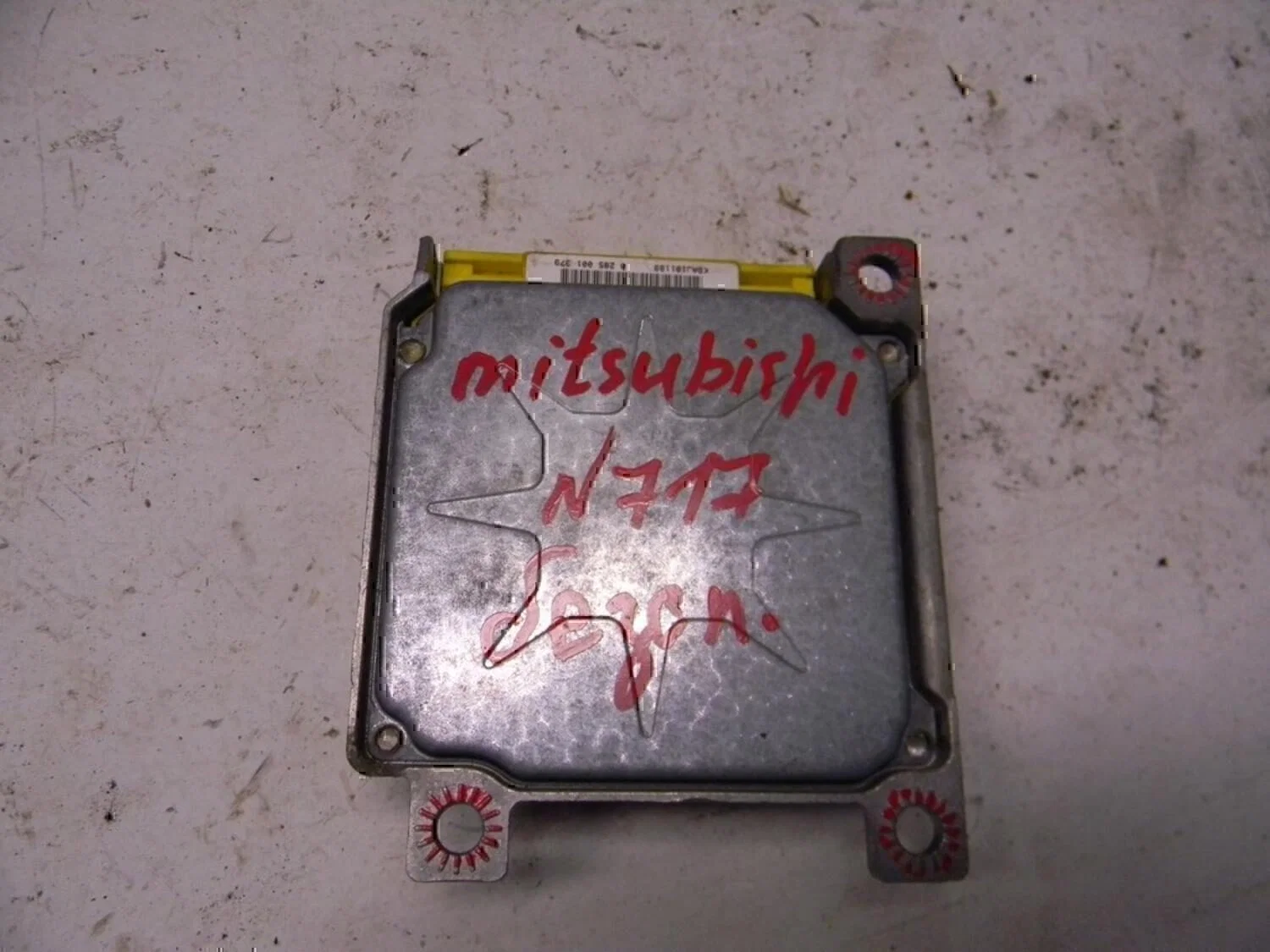 Блок управления AIR BAG MITSUBISHI Space Star 1998-2004 - миниатюра 4