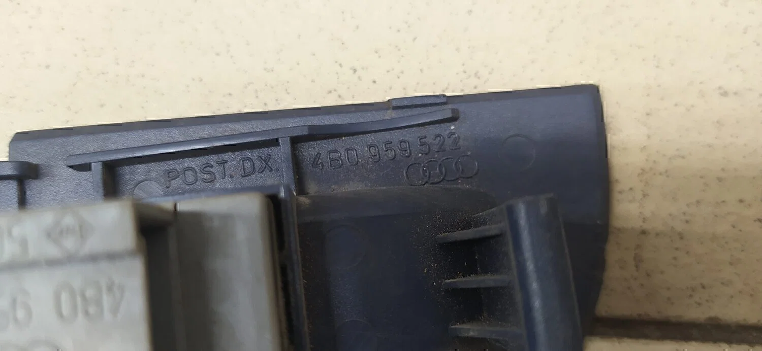Кнопка стеклоподъемника Audi A3 (8L1) 1996-2003 - миниатюра 5