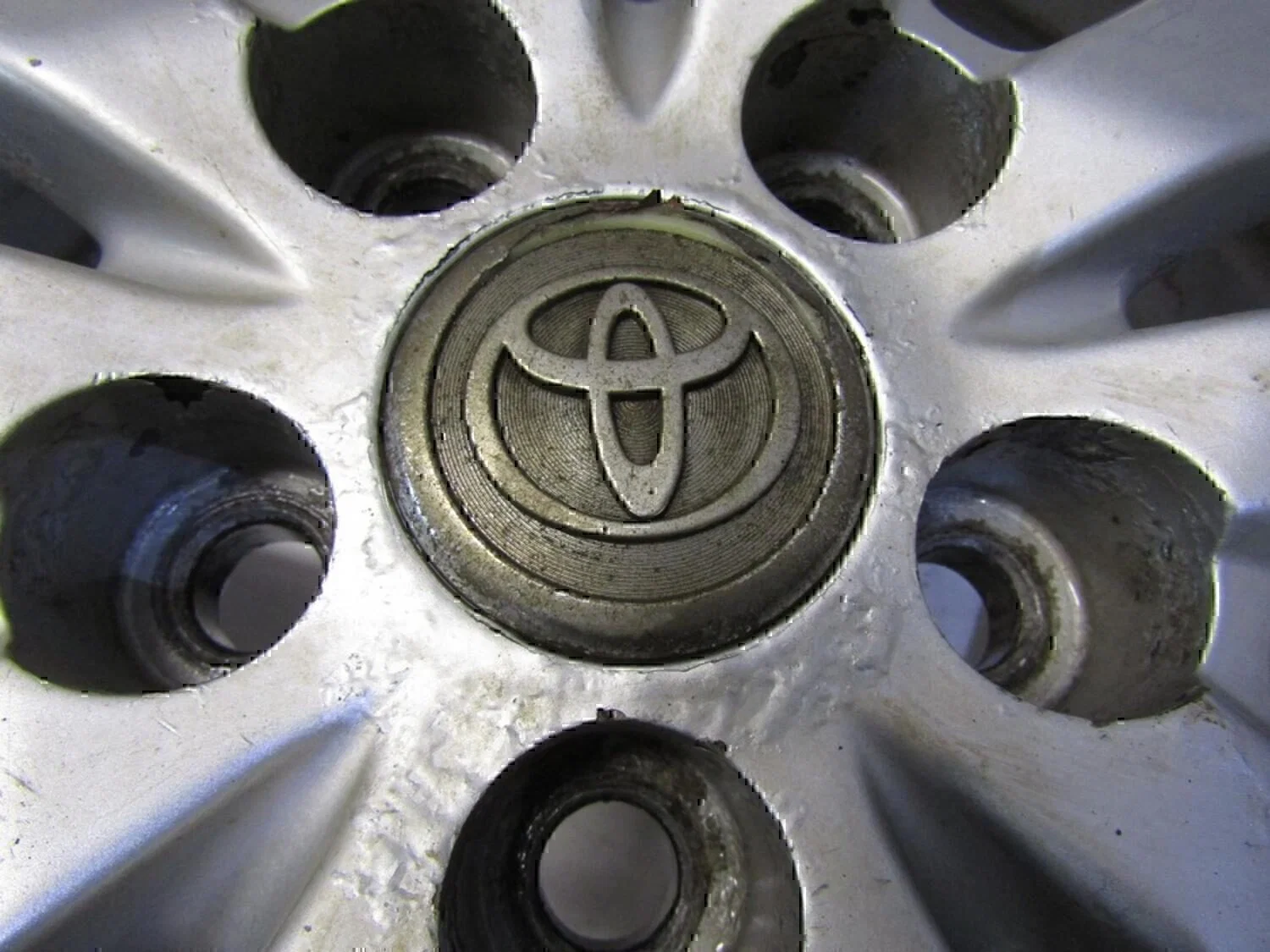 R16 TOYOTA Corolla E15 2006-2013 - миниатюра 2