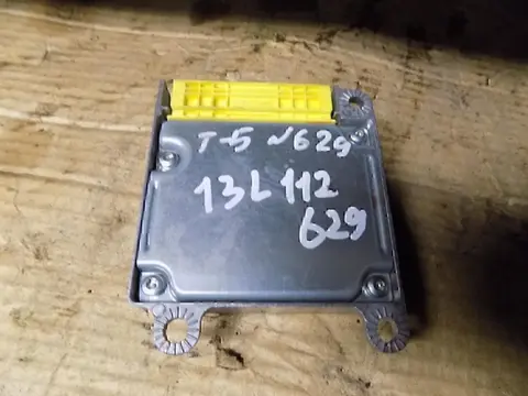 Блок управления AIR BAG VW Transporter T5 2003-2015