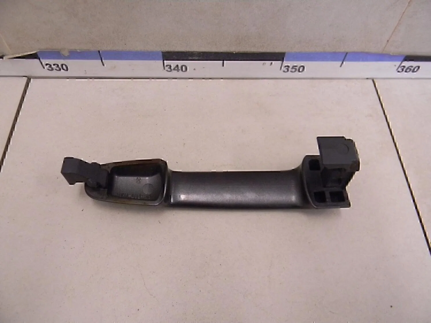 Ручка двери наружная TOYOTA Corolla E12 2001-2006 - миниатюра 4