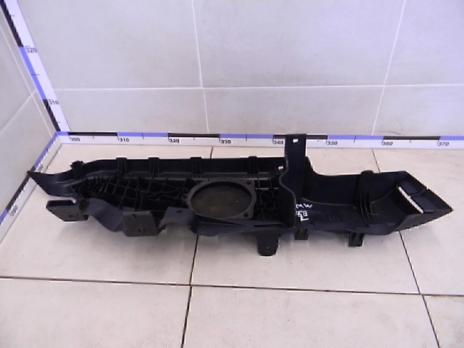 Держатель задней полки BMW 1-серия E87/E81 2004> - миниатюра 5