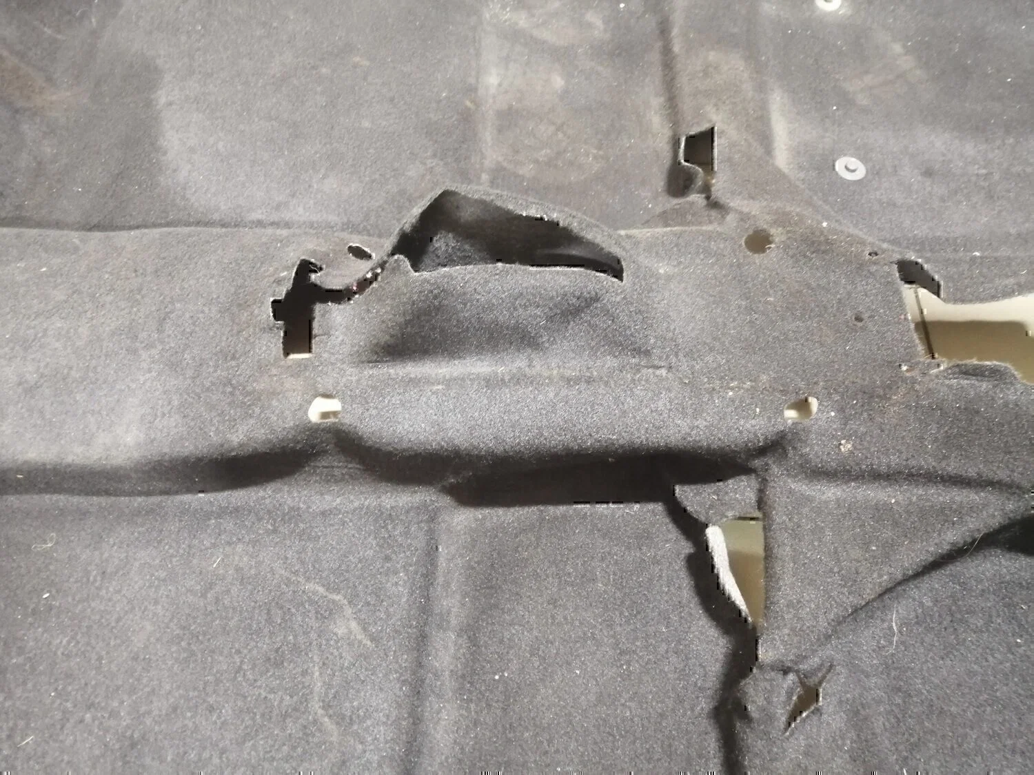 Покрытие напольное (ковролин) NISSAN Almera (G15) 2013> - миниатюра 6