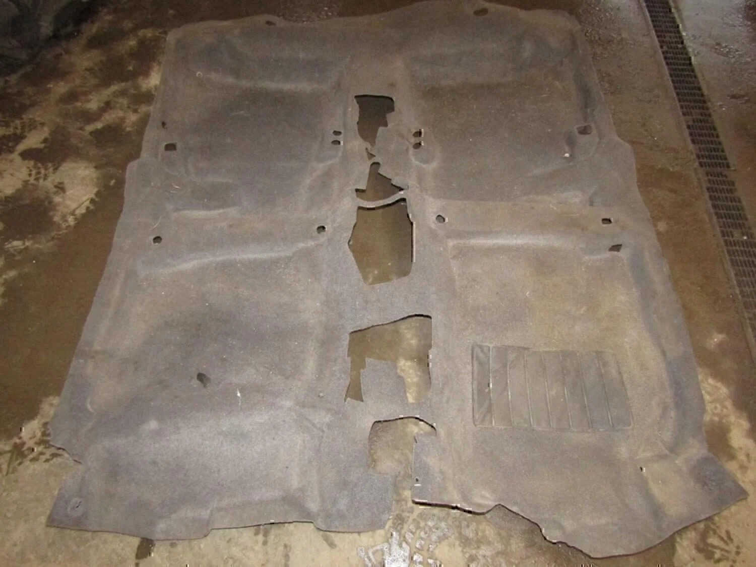 Покрытие напольное (ковролин) NISSAN Almera N16 2000-2006 - изображение 1