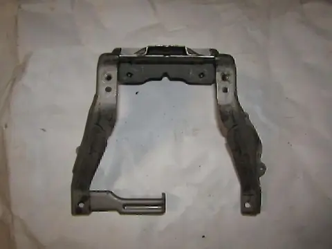 Кронштейн рулевой колонки FORD Focus II 2005-2008