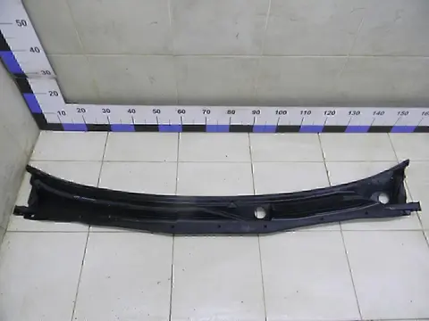 Решетка стеклооч. (планка под лобовое стекло) NISSAN Maxima (A33) 2000-2005