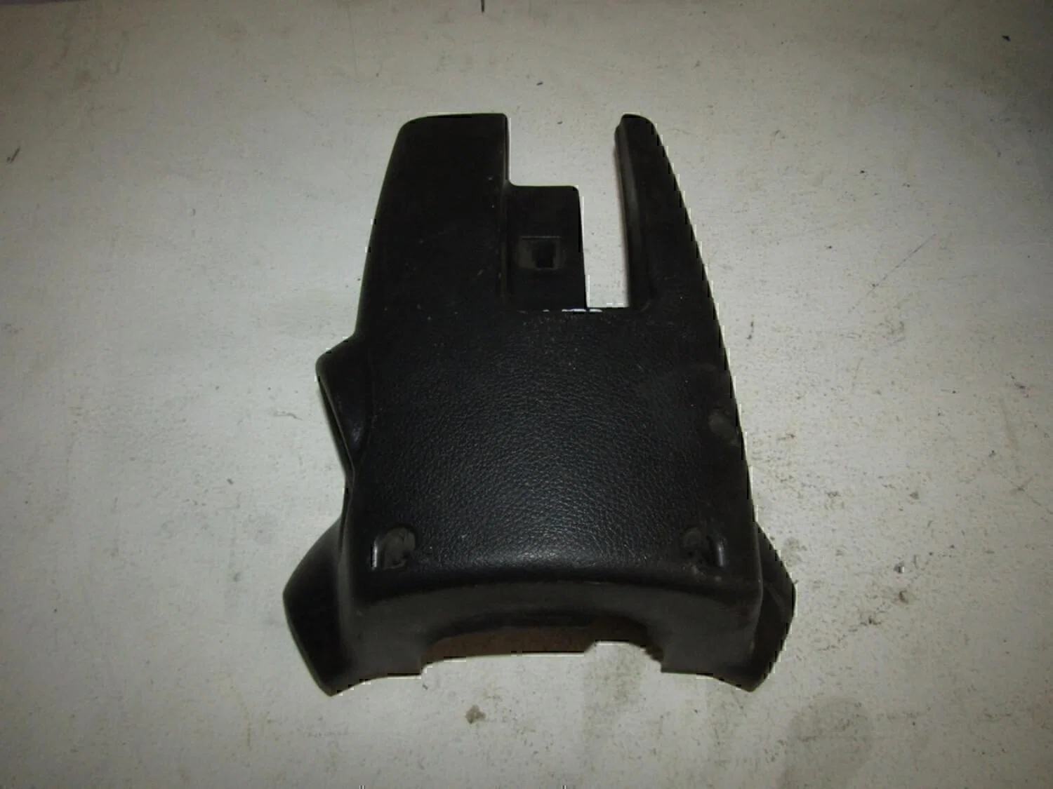 Кожух рулевой колонки нижний NISSAN Note (E11) 2006-2013 - миниатюра 2
