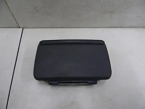 Пепельница задняя (в консоль) NISSAN Maxima (A33) 2000-2005