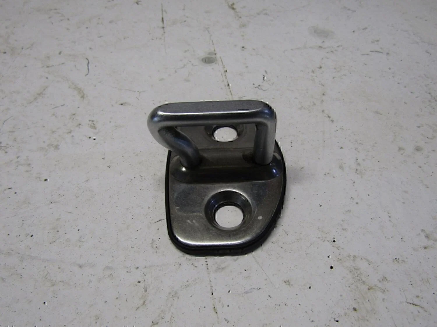 Ответная часть замка двери SKODA Octavia (A5 1Z-) 2004-2013 - изображение 1