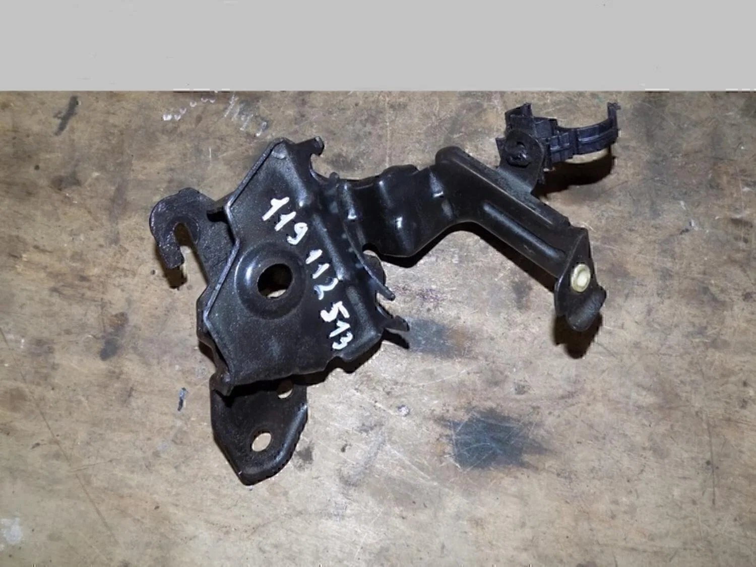 Кронштейн блока ABS (насос) Peugeot-Citroen 407 2004-2010 - миниатюра 2