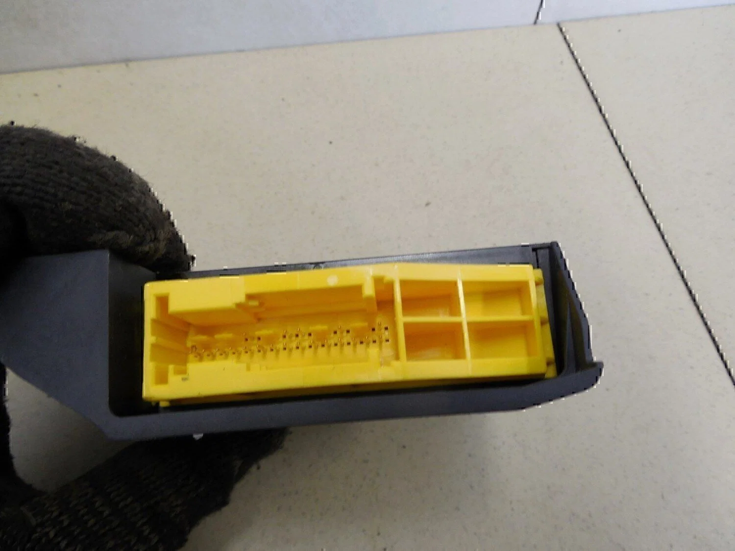 Блок управления AIR BAG NISSAN Almera (G15) 2013> - миниатюра 2