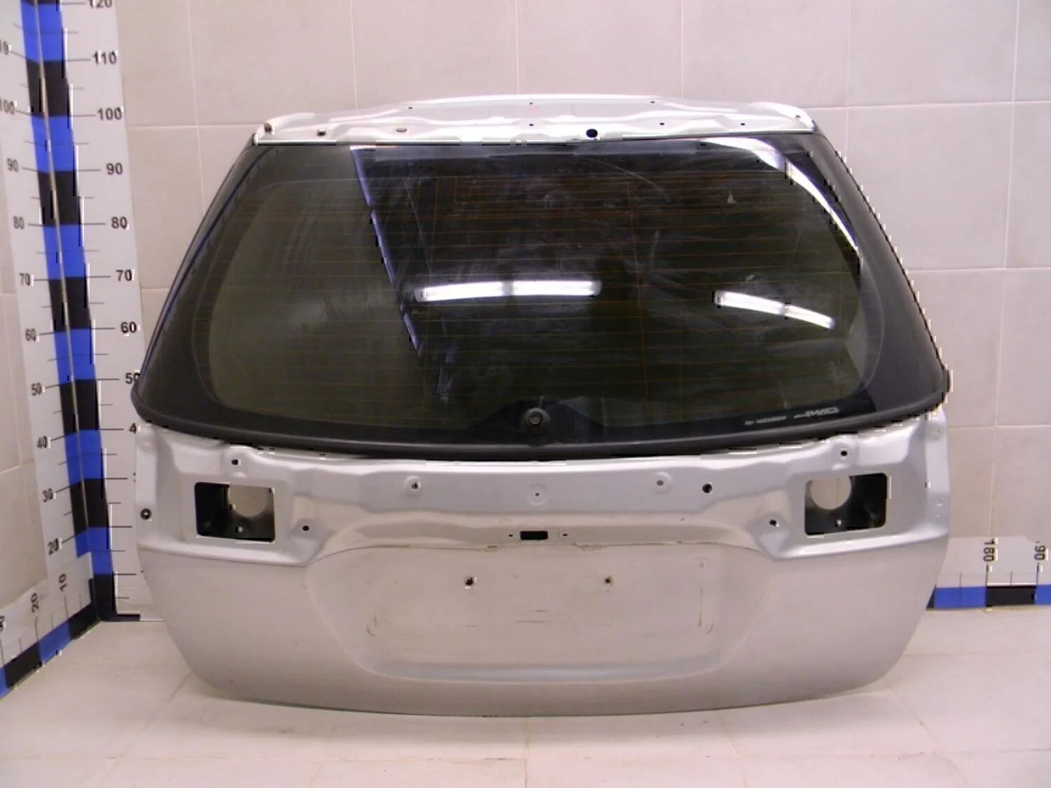 Дверь багажника со стеклом Subaru Legacy Outback (B13) 2003-2009 - изображение 1