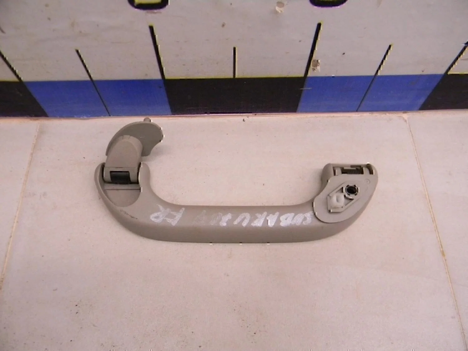Ручка внутренняя потолочная Subaru Legacy Outback (B13) 2003-2009 - миниатюра 2