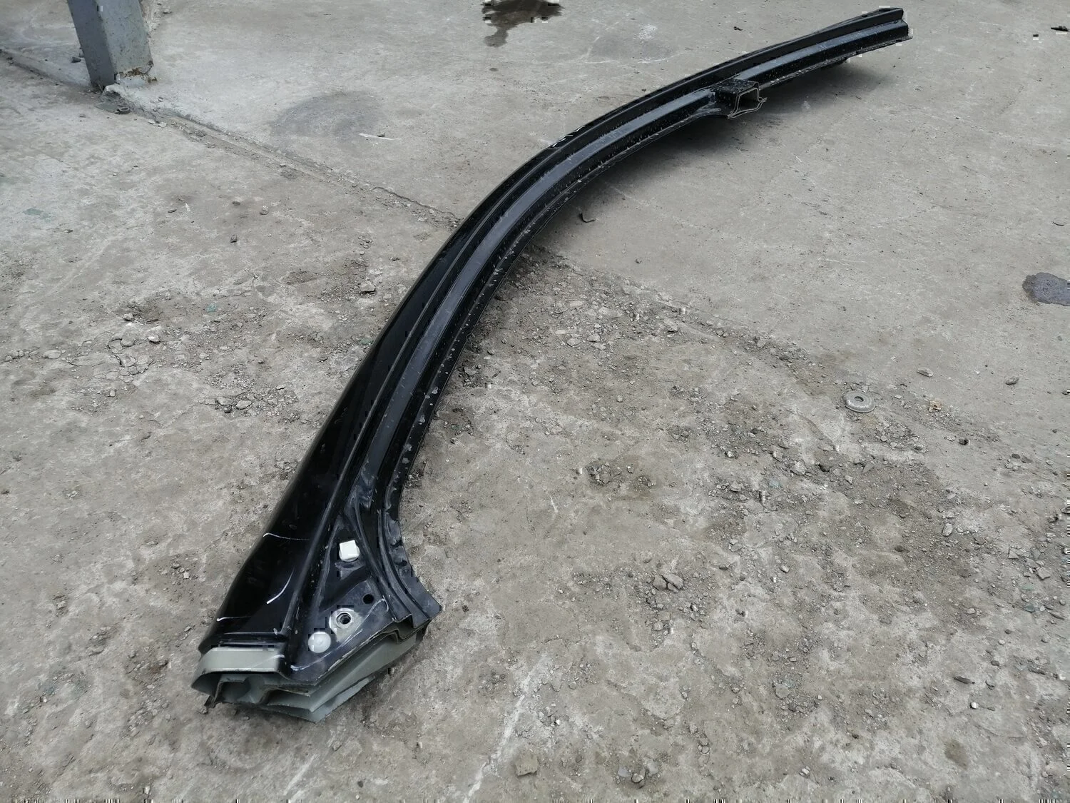 Рамка лобового стекла Hyundai-KIA RIO 2005-2011 - миниатюра 2