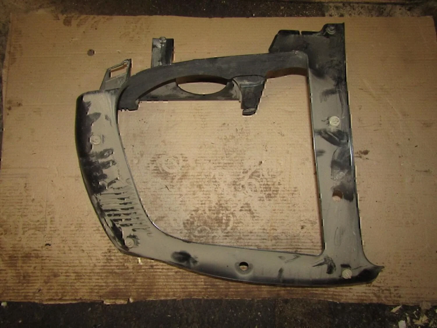 Обшивка стойки Chevrolet NIVA - миниатюра 2