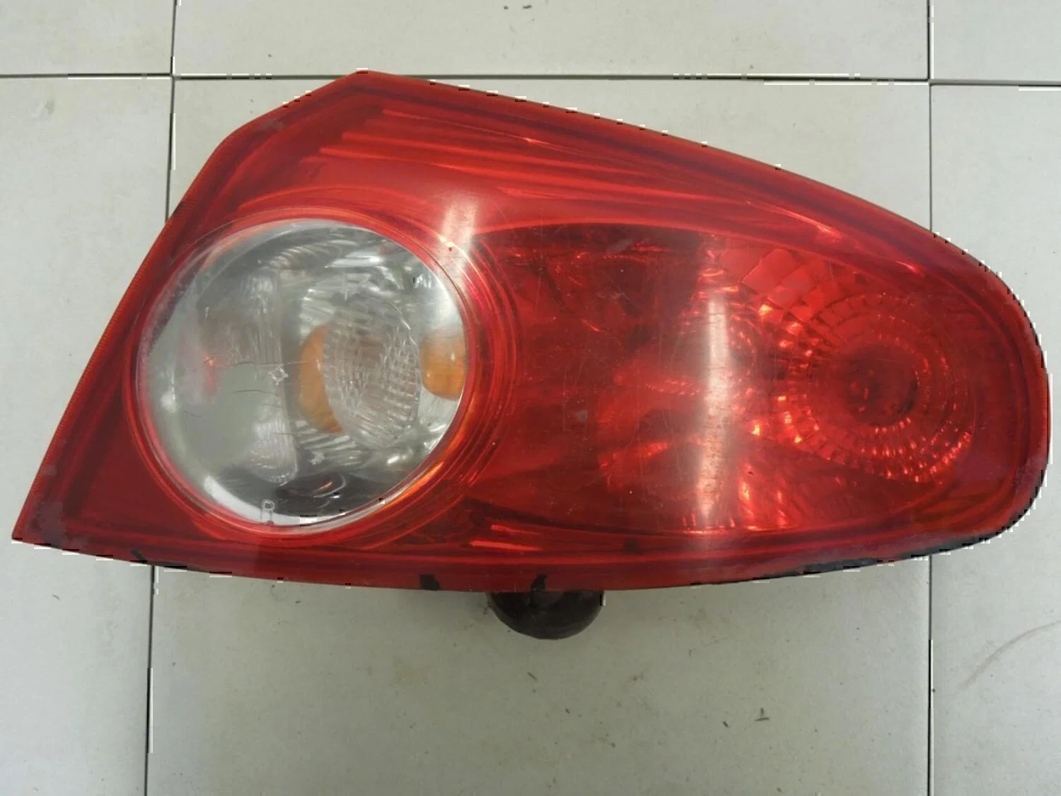 Фонарь задний наружный правый Chevrolet Lacetti 2003-2013 - миниатюра 8