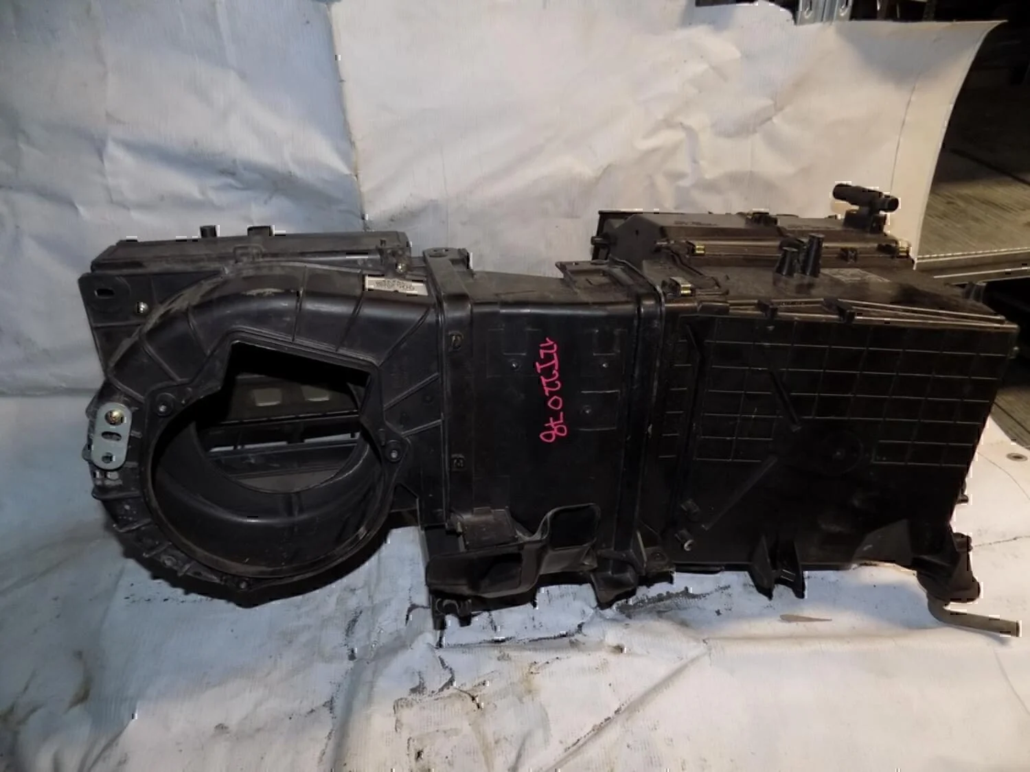 Корпус отопителя MITSUBISHI Outlander (CU) 2003-2009 - изображение 1