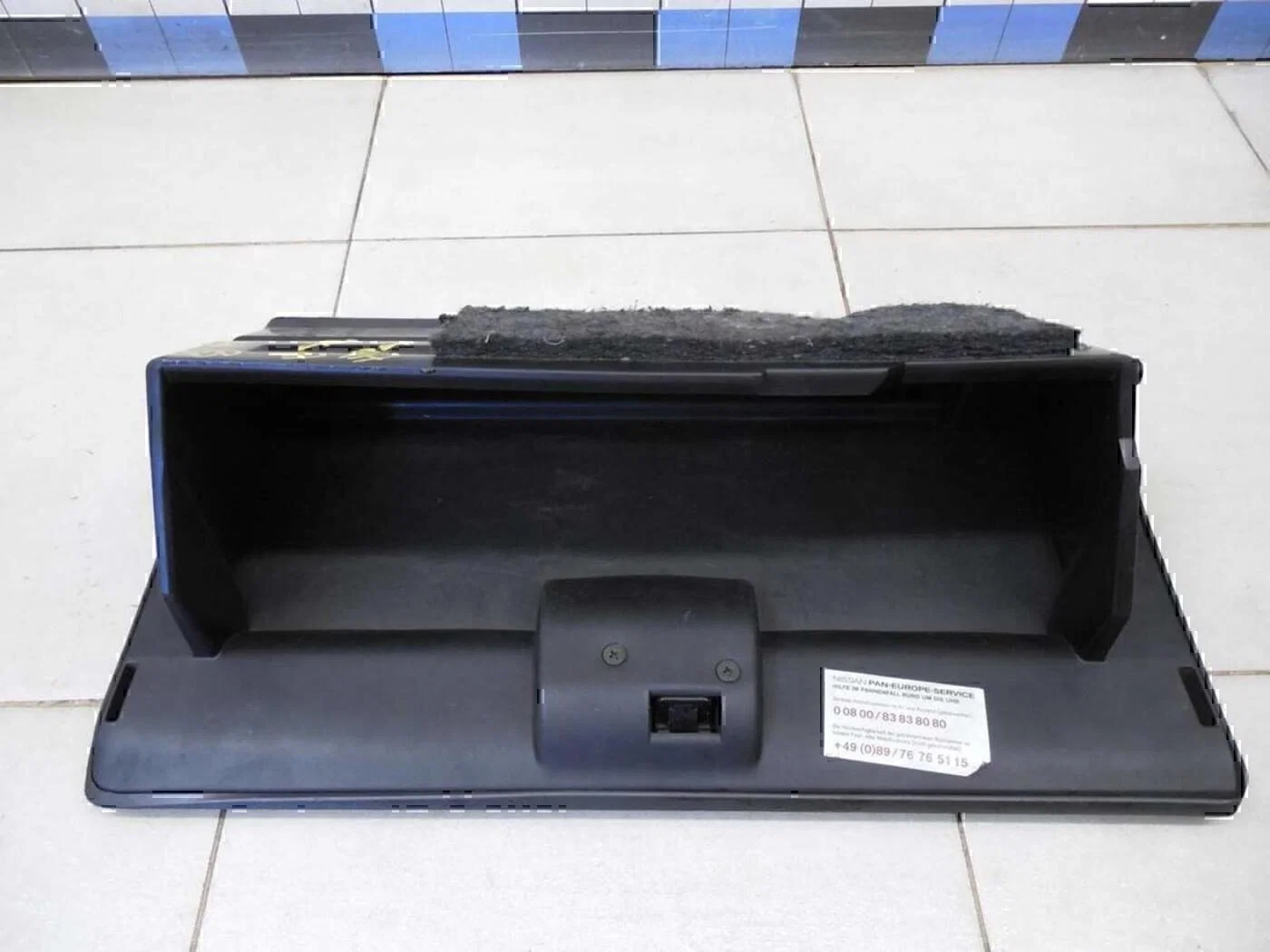 Бардачок NISSAN X-Trail (T30) 2001-2006 - миниатюра 4