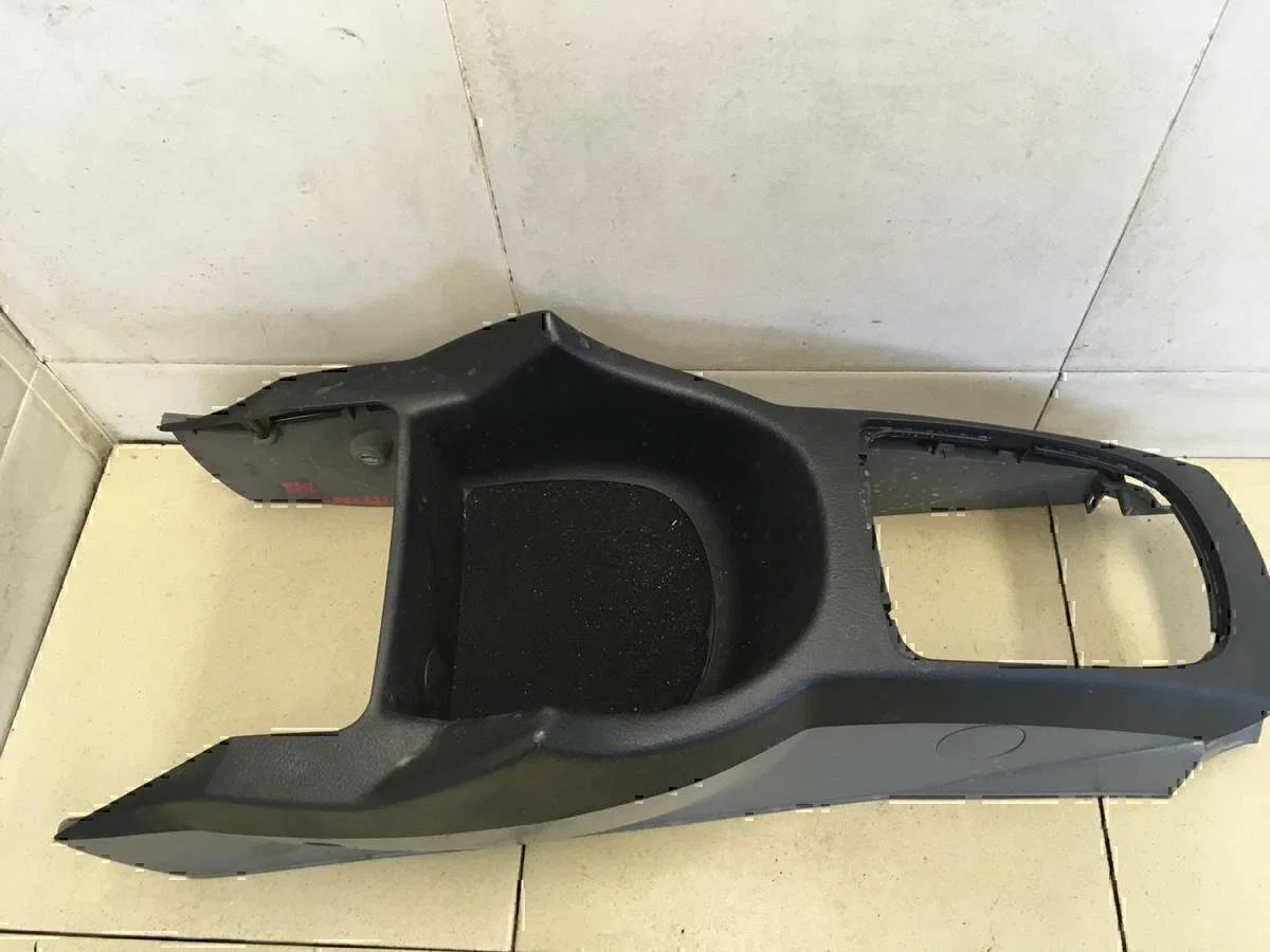 Консоль Chevrolet Lacetti 2003-2013 - миниатюра 2