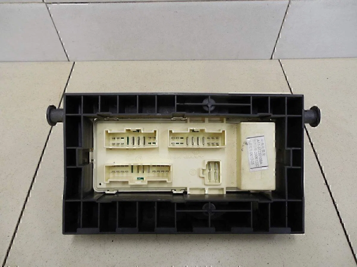Блок предохранителей Chery Amulet (A15) 2006> - изображение 1
