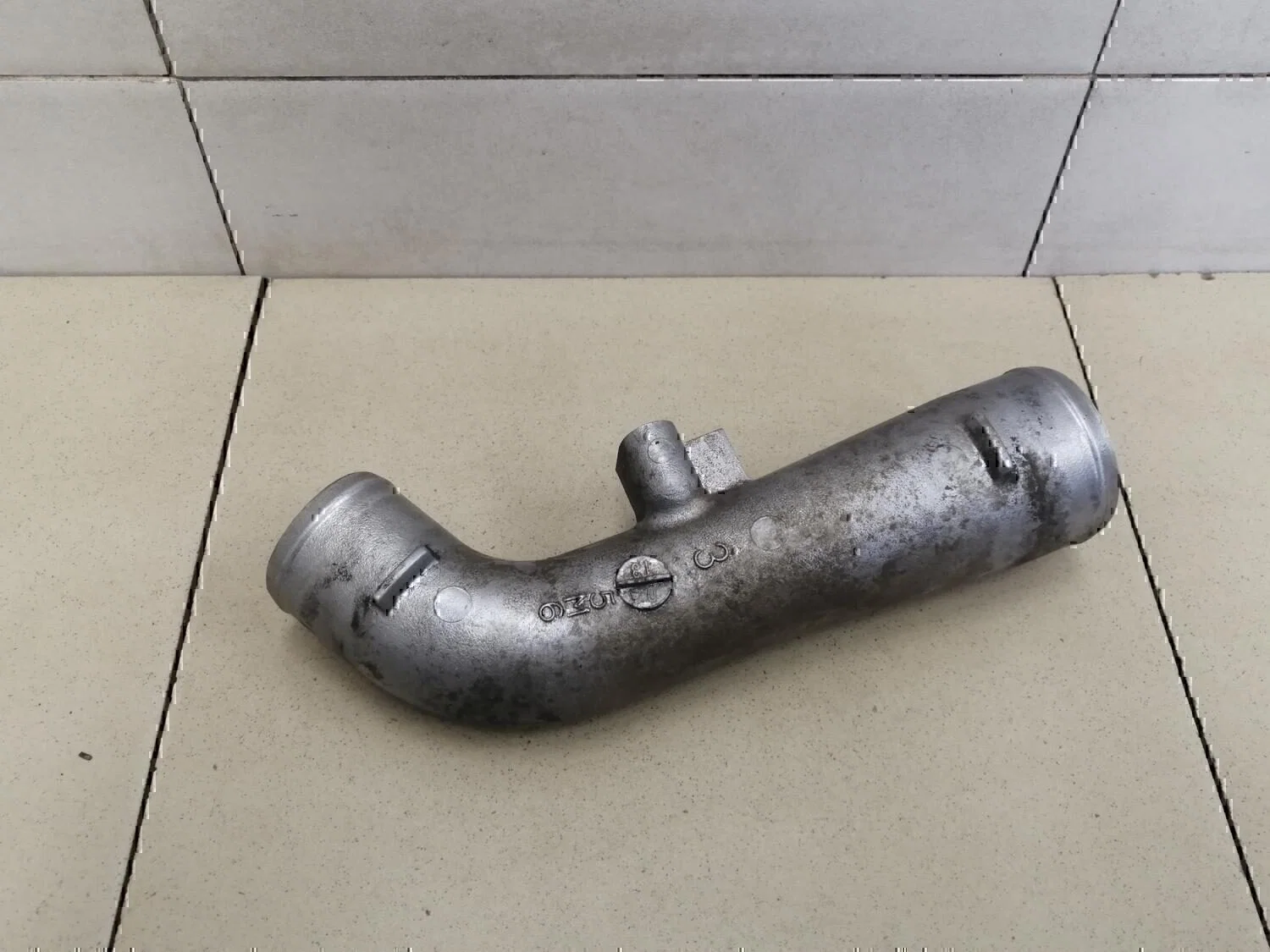 Патрубок интеркулера NISSAN Almera N16 2000-2006 - миниатюра 2