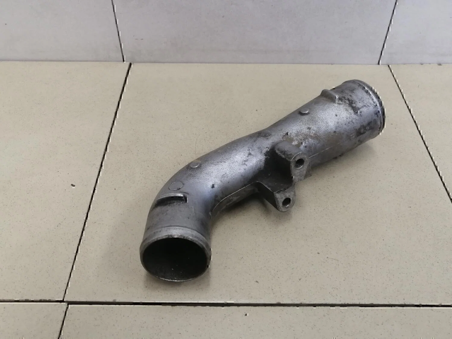 Патрубок интеркулера NISSAN Almera N16 2000-2006 - миниатюра 5