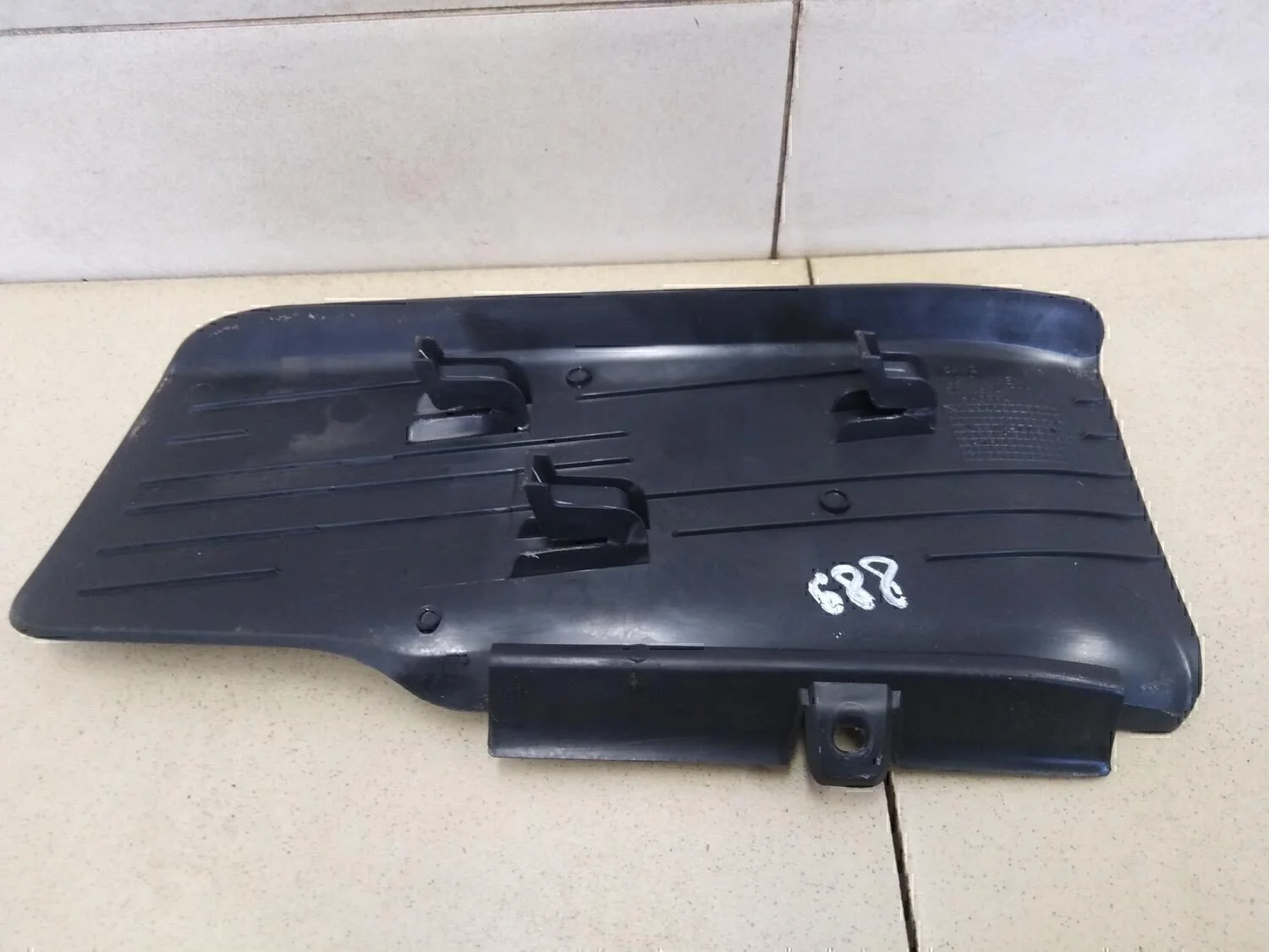 Накладка (кузов внутри) VW Jetta 2011> - миниатюра 4