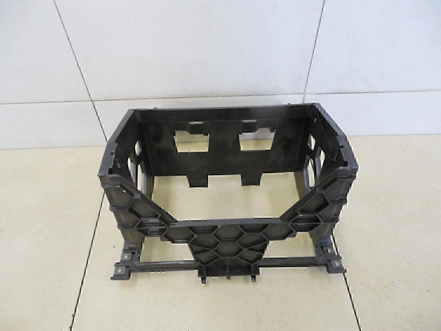 Рамка магнитолы VW Golf V 2003-2009 - миниатюра 3
