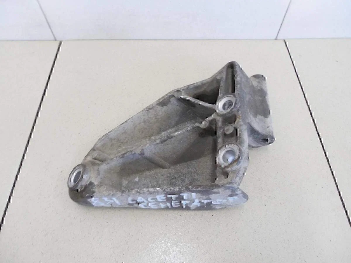 Кронштейн генератора Chevrolet Aveo (T200) 2003-2008 - миниатюра 4