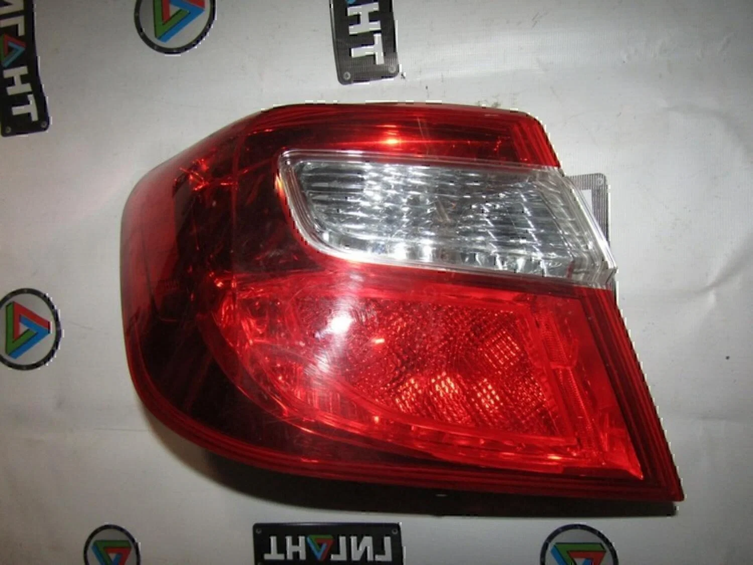 Фонарь задний наружный левый TOYOTA Camry XV50 2011> - изображение 1